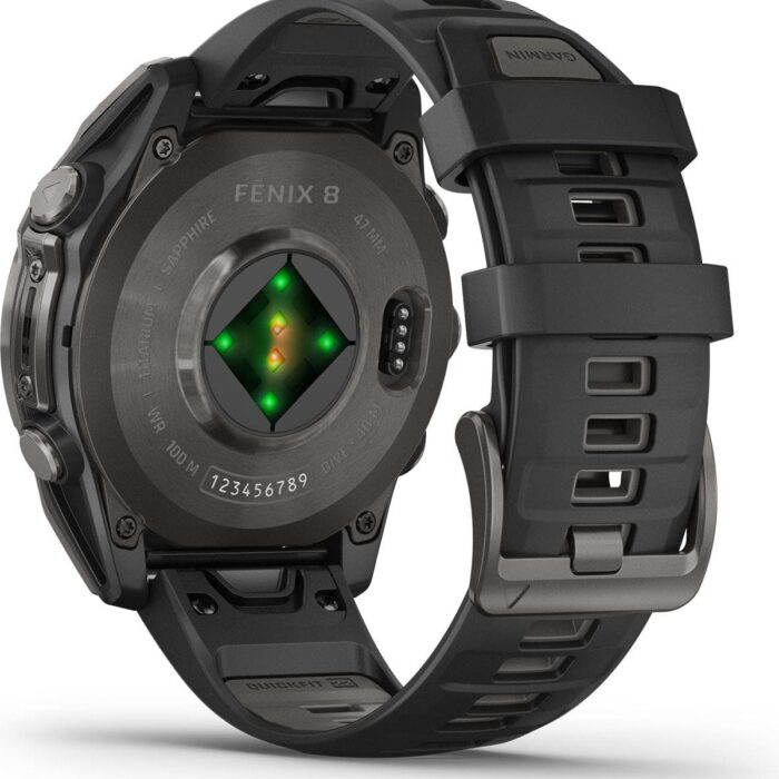 Montre GPS Garmin Fénix 8 AMOLED - 47 mm Sapphire Titane Carbon Gray DLC avec Bracelet en Silicone Noir Gris4